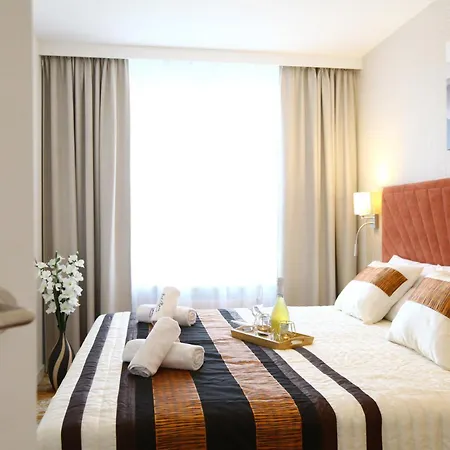 Sunny Haven Bel Mare Parking, Basen Free מידזיזדרויה