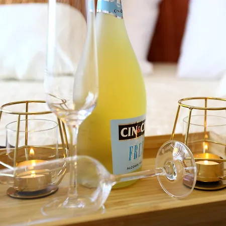 Aqua Resort Bel Mare Parking Free Sunny Haven * ミエンジズドロイェ