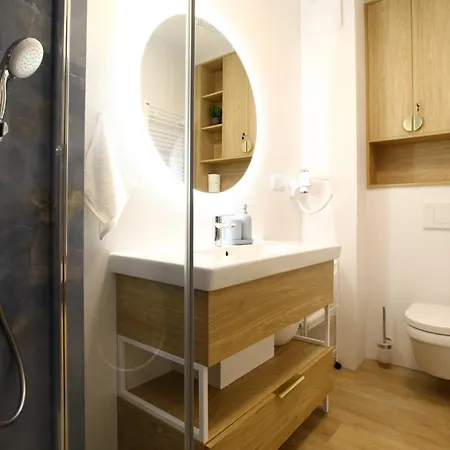 アパート Aqua Resort Bel Mare Parking Free Sunny Haven ミエンジズドロイェ